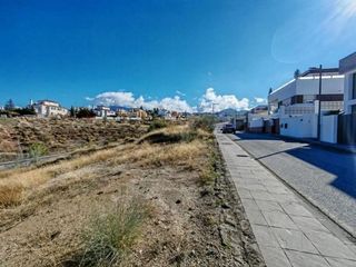 Terreno en venta en Zubia (La)