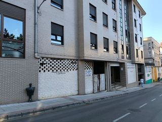 Local comercial en venta en Pravia