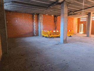 Local comercial en venta en Pravia