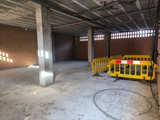 Local comercial en venta en Pravia