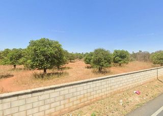 Solar en venta en La Hacienda - Nueva Andalucía en Dos Hermanas