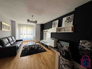 Dúplex en venta en Trobajo del Camino en San Andrés del Rabanedo