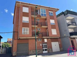 Dúplex en venta en Trobajo del Camino en San Andrés del Rabanedo