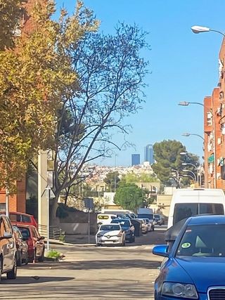 Piso en venta en Los Cármenes en Madrid