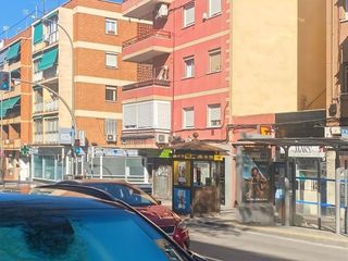 Piso en venta en Los Cármenes en Madrid