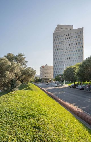 Garaje en alquiler en Singuerlín - Can Franquesa - Les Oliveres en Santa Coloma de Gramanet