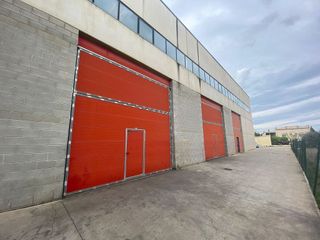 Nave industrial en alquiler en Vilafant