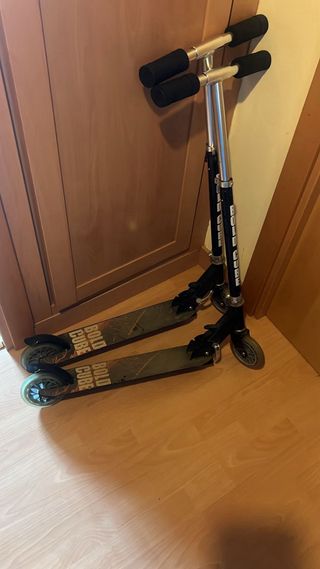 Patinete infantil negro y rojo precio por unidad