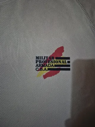 Camiseta Armada C.B.A. Beige