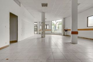 Local comercial en alquiler en Palmera - Dumboa - Arbes en Irun