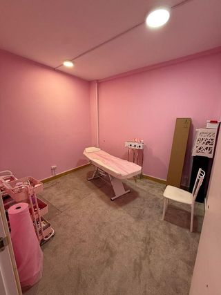 Local comercial en alquiler en Moscardó en Madrid