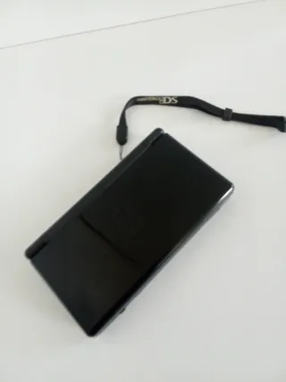 Nintendo DS Lite Negra + Juego