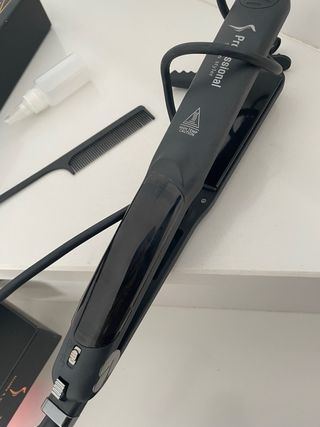 Plancha de pelo profesional negra