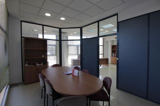 Oficina en venta en Parque Alcosa - Jardines del Edén en Sevilla