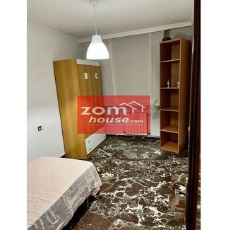 Piso en venta en Linares