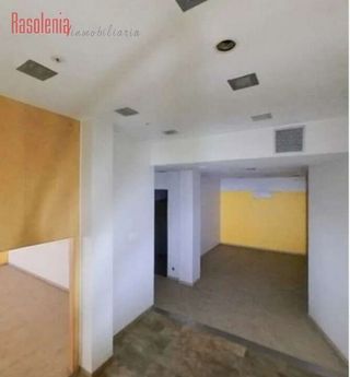 Local comercial en venta en Ensanche - Sar en Santiago de Compostela