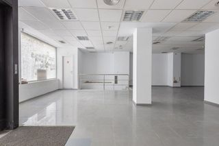 Local comercial en venta en Montefrío