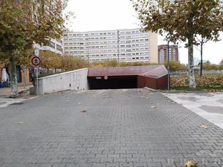 Garaje en venta en Plaza España - Villa Pilar - Reyes Católicos - Vadillos en Burgos