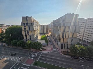 Piso en venta en Plaza España - Villa Pilar - Reyes Católicos - Vadillos en Burgos