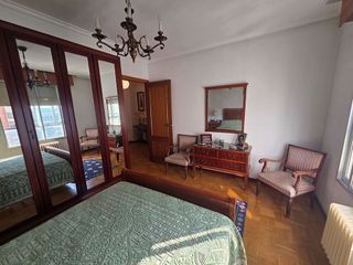 Piso en venta en Plaza España - Villa Pilar - Reyes Católicos - Vadillos en Burgos