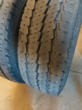 Neumático Continental 215/70/15CP