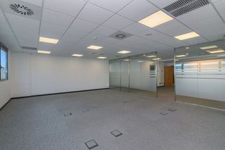 Oficina en alquiler en Sant Just Desvern