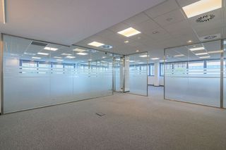 Oficina en alquiler en Sant Just Desvern