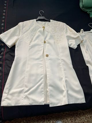 Conjunto blanco elegante