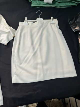 Conjunto blanco elegante