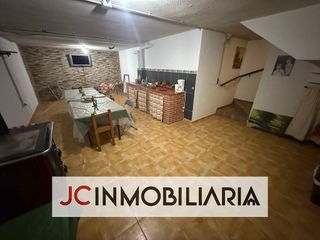 Casa adosada en venta en Venta de Baños