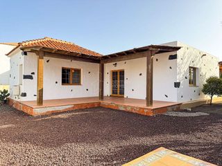 Chalet en venta en Tuineje