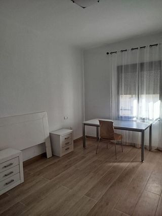 Piso en alquiler en Centro en Almería