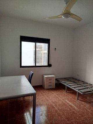 Piso en alquiler en Centro en Almería