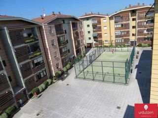 Garaje en alquiler en Sopelana