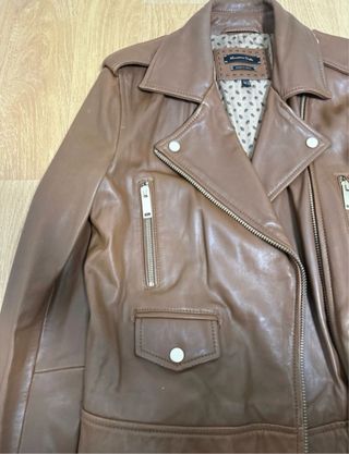 Chaqueta de piel Massimo Dutti marrón