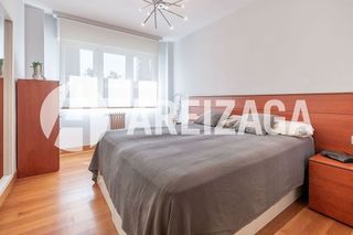 Piso en venta en Miracruz - Bidebieta en San Sebastián-Donostia