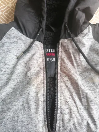 Chaqueta Hollister Talla S Negra y Gris