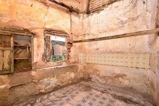 Edificio en venta en Guadix