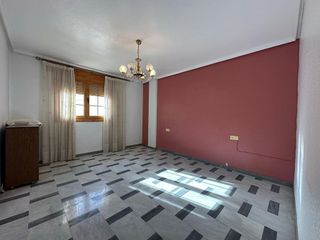 Piso en venta en Macael