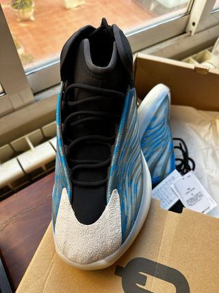 Yeezy Quantum 45 1/3 Azul Originales