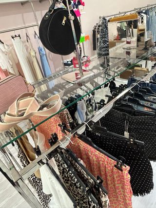 Mueble expositor tienda