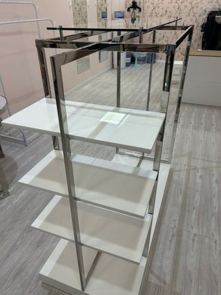 Mueble expositor tienda