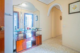 Piso en venta en Triana Casco Antiguo en Sevilla