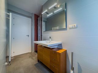 Piso en venta en Inmobiliaria - Barreda en Torrelavega