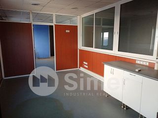 Nave industrial en alquiler en Martorelles