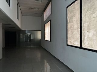 Local comercial en alquiler en Santa Rosa - Can Mariner en Santa Coloma de Gramanet