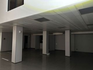 Local comercial en alquiler en Santa Rosa - Can Mariner en Santa Coloma de Gramanet