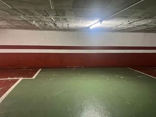 Garaje en alquiler en Pubilla Cases en Hospitalet de Llobregat, L´