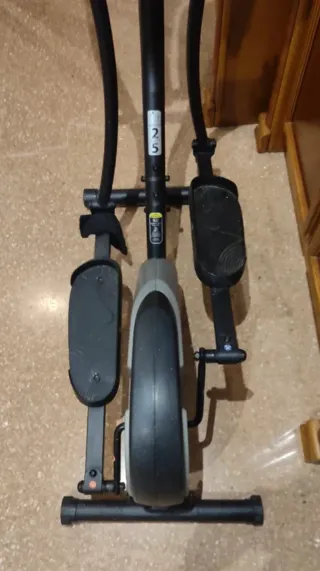 Se vende o cambia Elíptica Domyos Essential