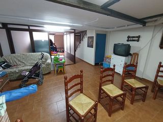 Casa adosada en venta en Tomelloso